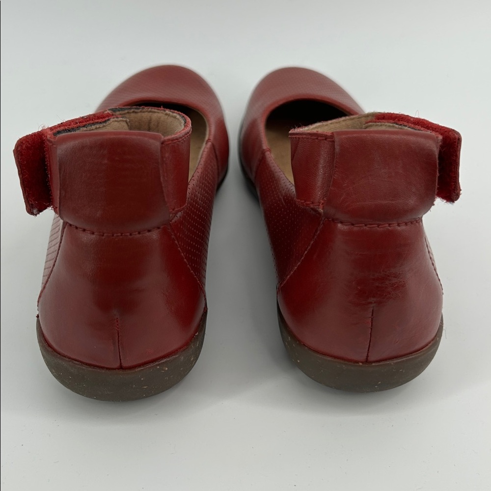 Clarks Medora Nina Mary Jane flats ankle strap in red leather Women's Size 7 - Picture 4 of 8